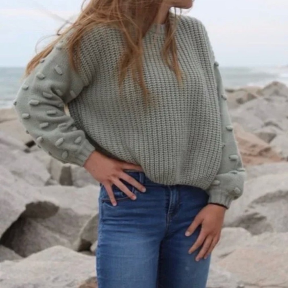 Moon & Madison sweater